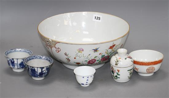 A group of six Chinese porcelain bowls, 6.2cm to 29cm diameter